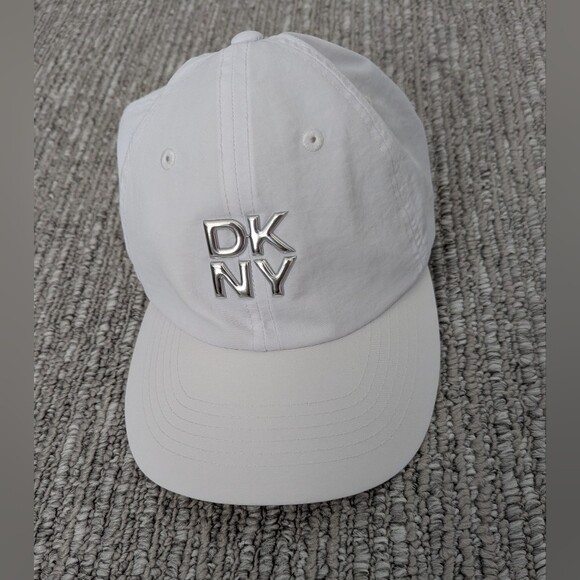 NWOT DKNY Women\'s White Baseball Cap/Hat With Silver Mettalic Raised Logo